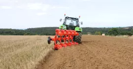 Charrues de série Master 103 de travail