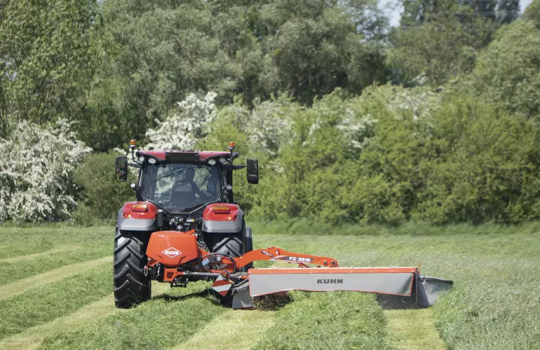 FC 3515 D_Action 04.jpg