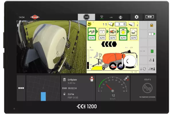 Terminal CCI 1200 montrant la vidéo en direct du travail d’une enrubanneuse pour balles